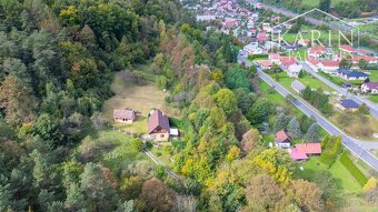 Rodinný dom na samote s pozemkom 4676 m2 11 km od Púchova - 10