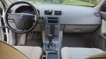 Predám Volvo V50 1,6 Tdi - 10