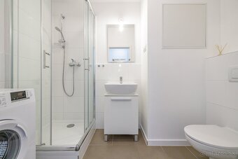 Na prenájom 1-izbový byt v Slnečniciach – Bratislav - 10