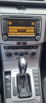 Volkswagen Passat Variant 2.0 tdi DSG - 10