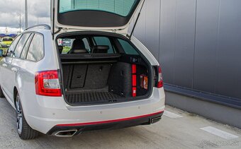 Škoda Octavia 3 Combi 2.0 TDI DPF RS - 10