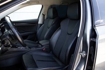 Škoda Octavia Combi 2.0 TDI SCR Style DSG 2022 - 10