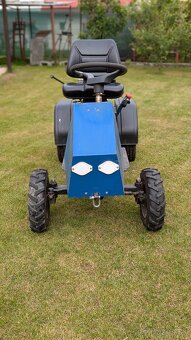 Predám nový doma vyrobený kompaktný traktor - 10