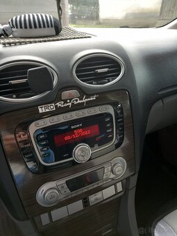 Ford focus - 10