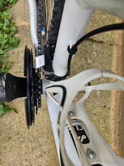 Dámsky cube curve bike vo výbornom stave - 10