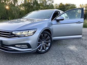 Volkswagen Passat Variant 2.0 TDI EVO Business DSG - 10