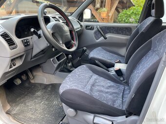 Nissan Terrano 2 2.7TDi - 10