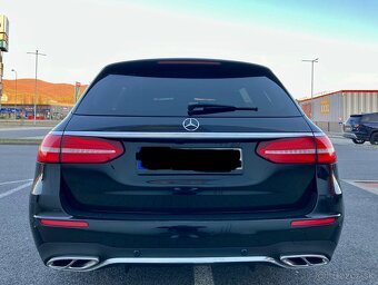 Mercedes-Benz E 220d AMG line 9G - 10