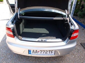 Škoda Superb 1.8 TSI Comfort - 10