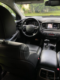 Predám Kia Sorento - 10