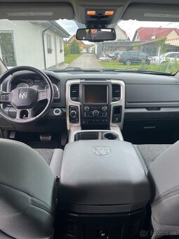 Dodge Ram 1500 5.7 HEMI 4X4 - 2016 - 10