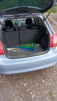 Toyota Auris 1.6 benzin 91 kw - 10