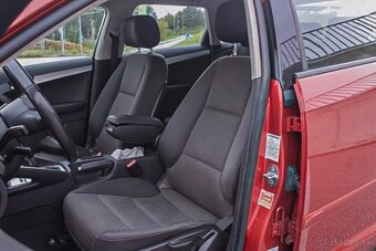 Audi A3 sportback 1, 6 TDI, 77 kW, 7-stup automat s-tronic - 10