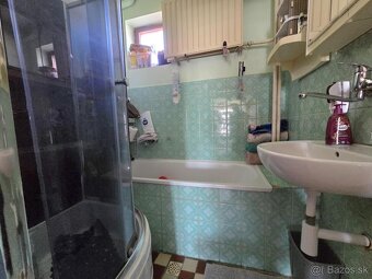 Predáme rodinný dom s pekným pozemkom v Kamenici nad Hronom. - 10