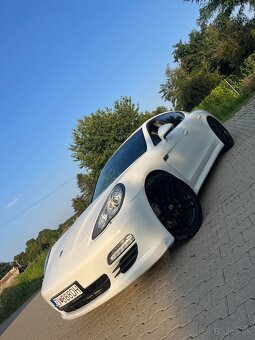 Porsche Panamera 3.0d - 10