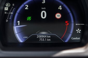 Renault Espace INITIALE Paris 1.6dCi Energy 118kW 7m 05/2016 - 10