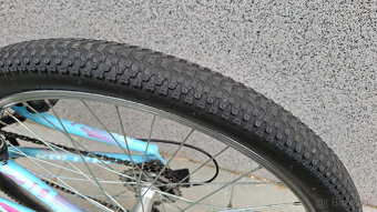 juniorský horský bicykel KELLYS KITTER s 24" kolesami - 10