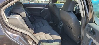 Škoda Octavia 1.6 TDI Elegance - 10