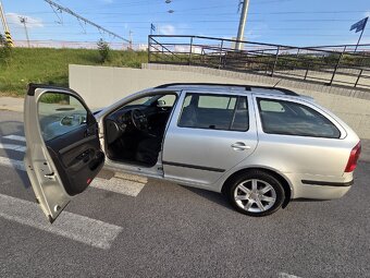 Škoda Octavia 2,0 TDi, automat DSG - 10