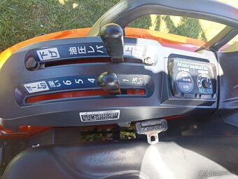 Kubota KB225 4x4 22koni - 10