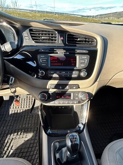 KIA CEED SW 1.6GDI 99KW BENZIN - 10