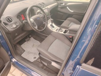 Ford S-Max - 10