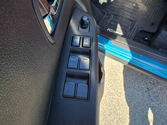 Suzuki Ignis 1.2 Hybrid 61 kw 2020 - 10