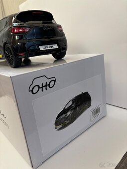 Predám model auta Renault Clio R.S. v mierke 1/18 - 10