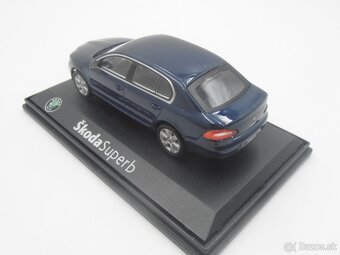 ŠKODA ABREX 1/43 - 10