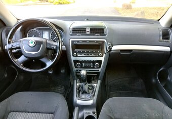 Škoda Octavia Combi 2.0 TDI PD Elegance 103kw 6M - 10