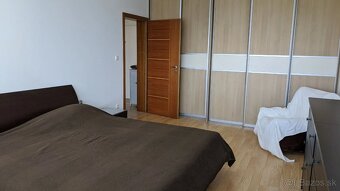 PRENÁJOM – veľký 2iz byt pri OC RETRO - 10