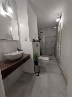 Predám 2 izbový slnečný byt s balkónom - 10