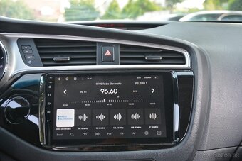 KIA Ceed 1.4 Benzin – Gold – Top stav - 10