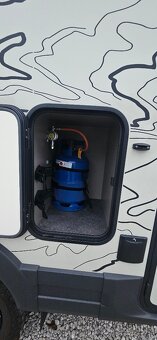 Karavany a obytné autá Euramobil - 10