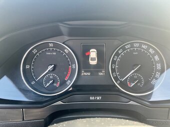 Predám Škodu superb III 2016 110kw 278292km - 10
