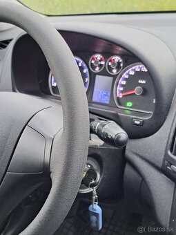 Hyundai i30 1.4i (143 tis.km) 2011 - 10