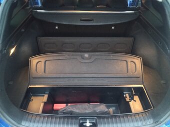 Kia Ceed 1.6 CRDI - 10