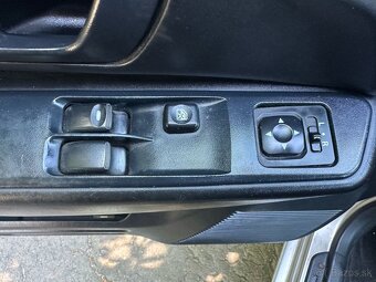 Mitsubishi Pajero Pinin 1.8 4x4 - 10