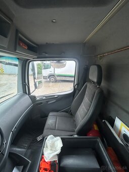 Mercedes atego - 10
