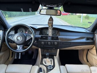 BMW 550i V8 MANUAL / M-Paket / SPORTSITZE / LOGIC7 / NAVI - 10