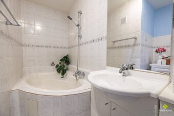 PRÍJEMNÝ 3 IZBOVÝ BYT, NÁBREŽIE SV. CYRILA PRIEVIDZA - 10