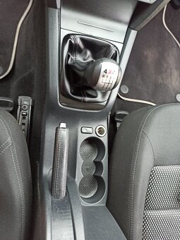 Predám Octavia 2 scout 2 TDI 103kw 4x4 - 10