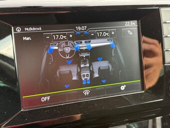 / / / R E Z E R V É / / / Superb 3 sedan 1.8TSI 132kW 180K - 10