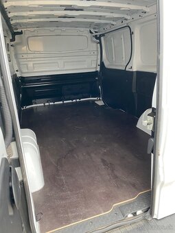 Renault Trafic E--Tech 100% elektrický L2H1 AC 22kW - 10