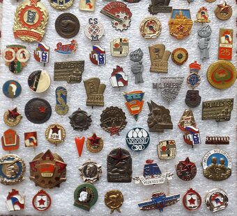 odznaky - rozličné druhy - 10