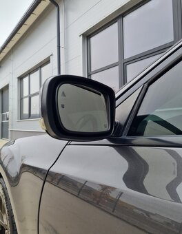 Chrysler 300S Alloy Edition - 10