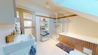 Na predaj priestranný 4-izbový dom v Stupave - 10