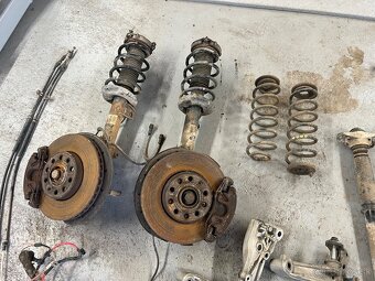 Predám zvyšné náhradné diely zo Seat Altea - 10