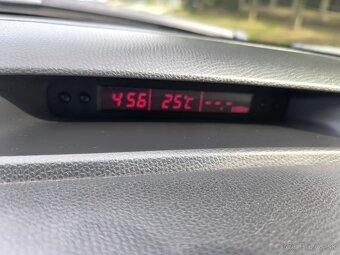Suzuki Swift 1.5 - 10