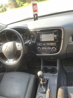 Mitsubishi Outlander 2.2 DI-D 4WD, 7-miestny, 2015 - 10